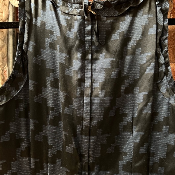 Banana Republic Mad Men Silk and Wool dress - Picture 7 of 8